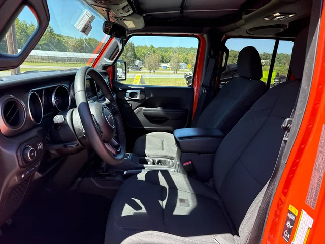 SEMINUEVOS JEEP Wrangler 4xe at Matthews in Liberty Buick GMC