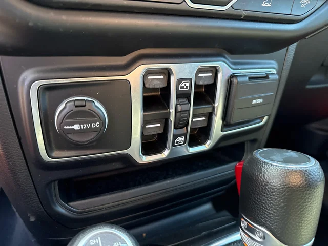 SEMINUEVOS JEEP Wrangler 4xe at Matthews in Liberty Buick GMC