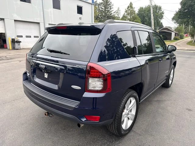SEMINUEVOS JEEP Compass a Estados en autogozo