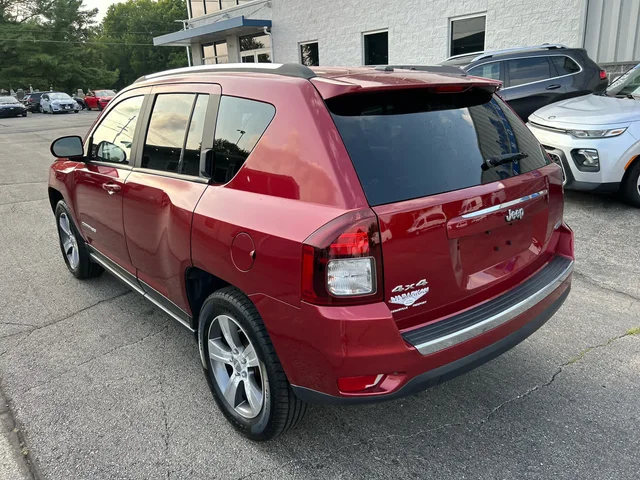 SEMINUEVOS JEEP Compass a Estados en autogozo