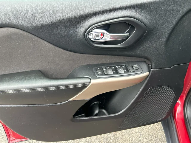 SEMINUEVOS JEEP Cherokee a Estados en autogozo