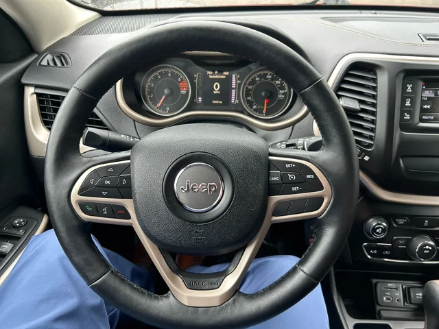 SEMINUEVOS JEEP Cherokee a Estados en autogozo