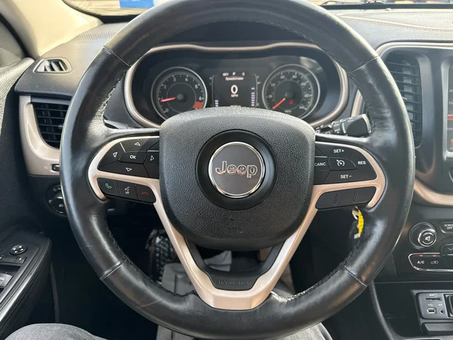 SEMINUEVOS JEEP Cherokee a Estados en autogozo