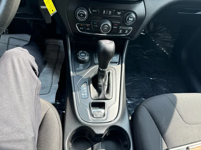 SEMINUEVOS JEEP Cherokee a Estados en autogozo