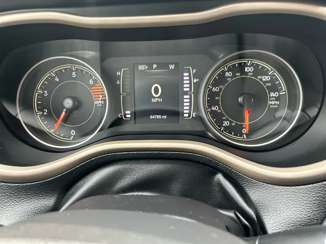 SEMINUEVOS JEEP Cherokee a Estados en autogozo