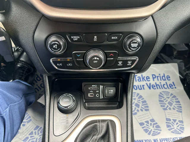 SEMINUEVOS JEEP Cherokee a Estados en autogozo