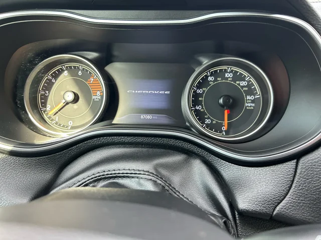 SEMINUEVOS JEEP Cherokee a Estados en autogozo