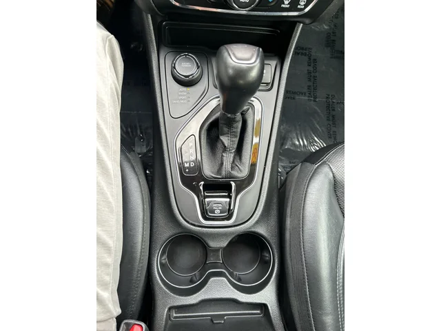 SEMINUEVOS JEEP Cherokee a Estados en autogozo