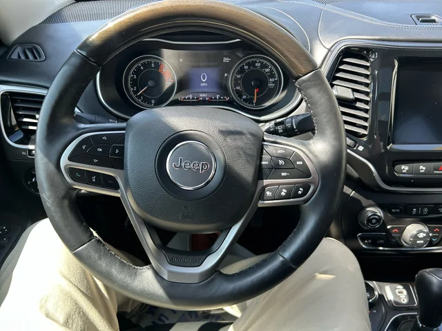 SEMINUEVOS JEEP Cherokee a Estados en autogozo