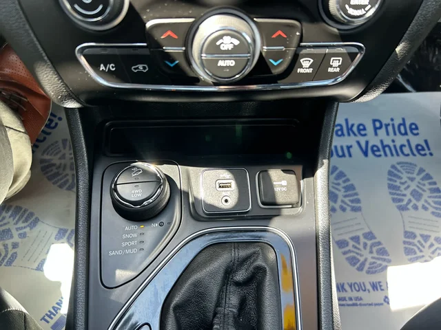 SEMINUEVOS JEEP Cherokee a Estados en autogozo