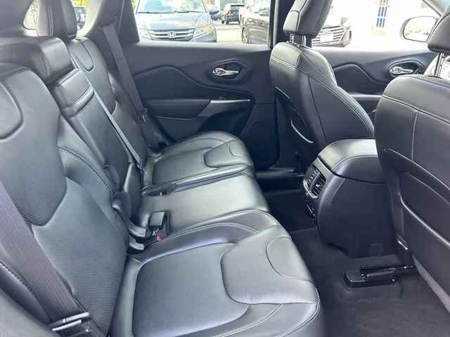SEMINUEVOS JEEP Cherokee a Estados en autogozo