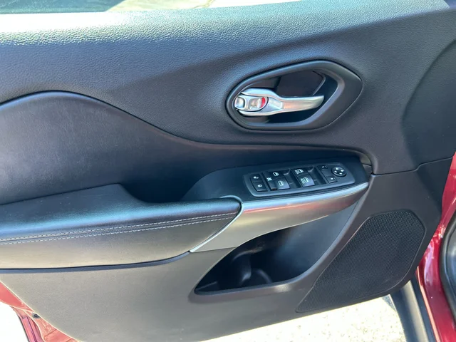 SEMINUEVOS JEEP Cherokee a Estados en autogozo