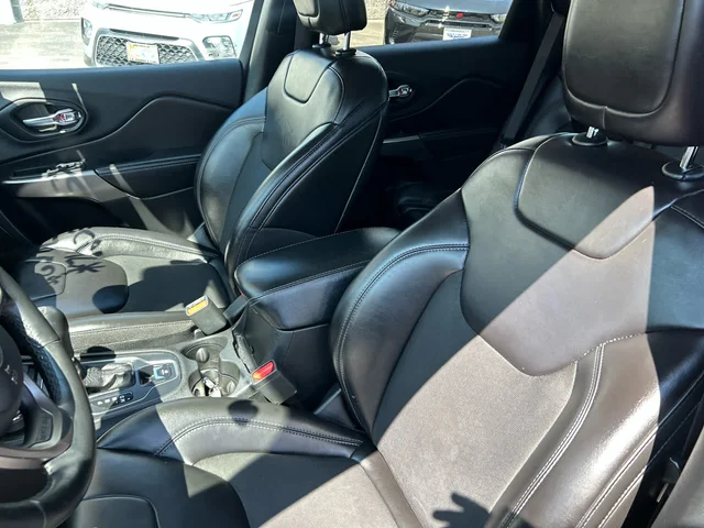 SEMINUEVOS JEEP Cherokee a Estados en autogozo