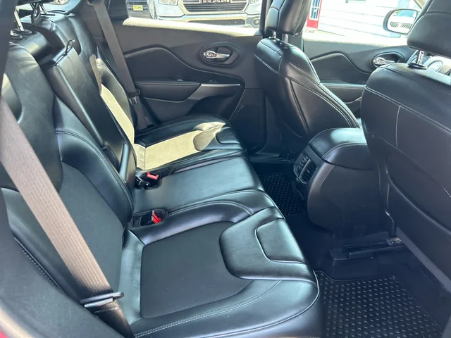 SEMINUEVOS JEEP Cherokee a Estados en autogozo