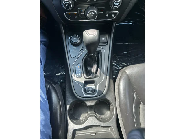 SEMINUEVOS JEEP Cherokee a Estados en autogozo