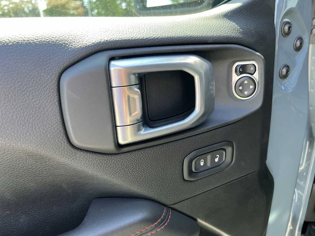 SEMINUEVOS JEEP Wrangler at Matthews in Liberty Buick GMC