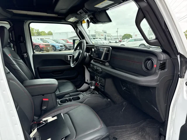 SEMINUEVOS JEEP Wrangler at Matthews in Liberty Buick GMC