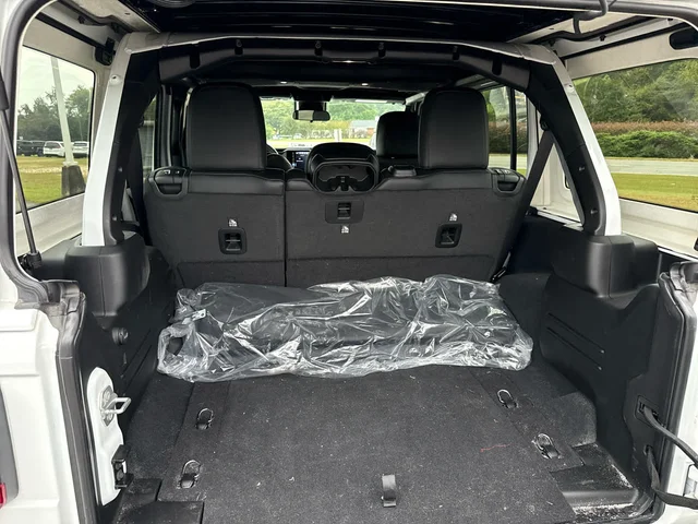 SEMINUEVOS JEEP Wrangler at Matthews in Liberty Buick GMC