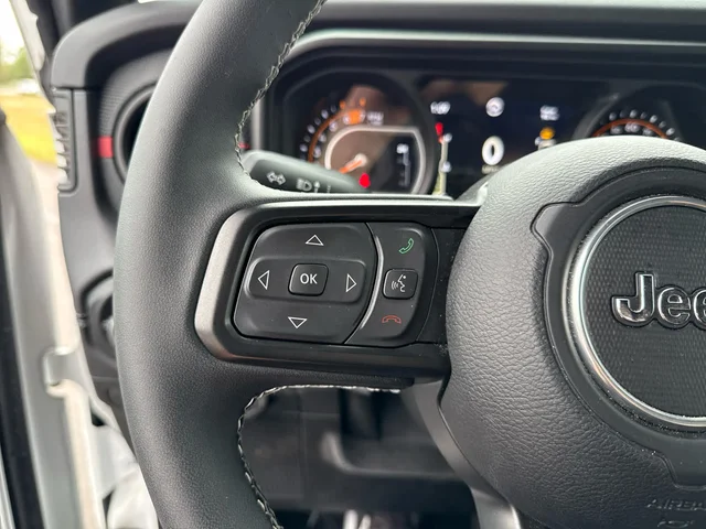 SEMINUEVOS JEEP Wrangler at Matthews in Liberty Buick GMC