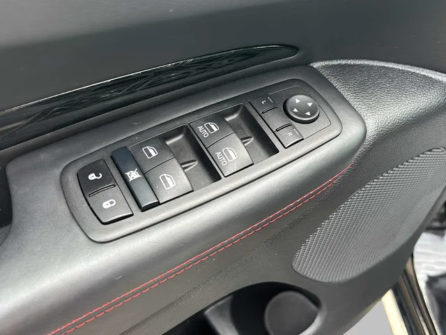 SEMINUEVOS DODGE Durango a Estados en autogozo
