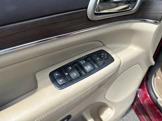 SEMINUEVOS JEEP Grand Cherokee at Mt Airy in Mount Airy Toyota