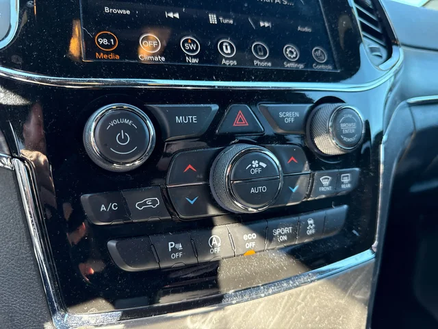 SEMINUEVOS JEEP Grand Cherokee at Matthews in Liberty Buick GMC