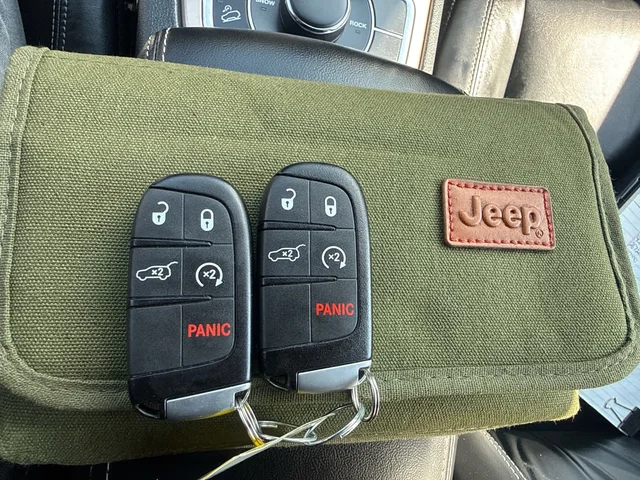 SEMINUEVOS JEEP Grand Cherokee a Estados en autogozo