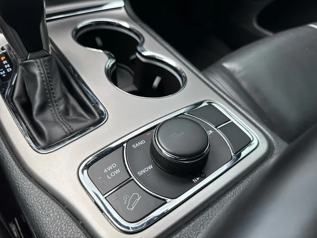 SEMINUEVOS JEEP Grand Cherokee at Matthews in Liberty Buick GMC