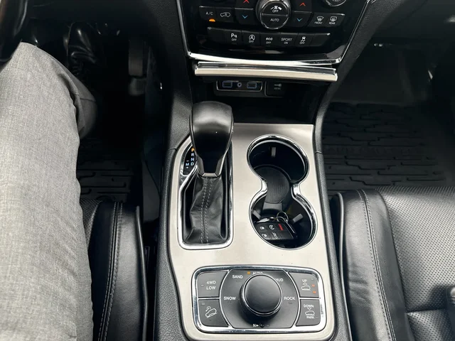 SEMINUEVOS JEEP Grand Cherokee a Estados en autogozo