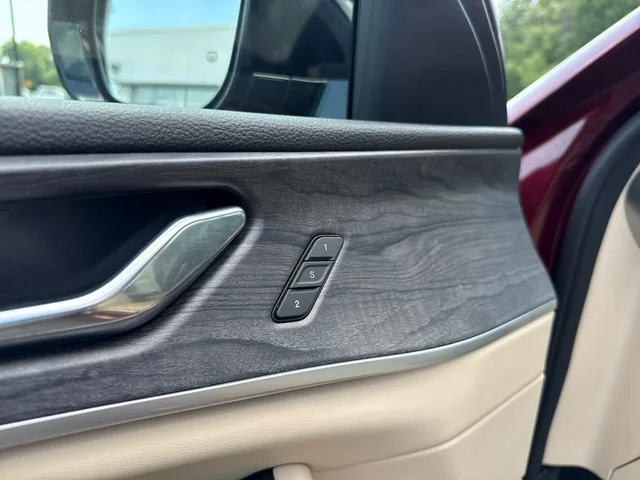 SEMINUEVOS JEEP Grand Cherokee at Matthews in Liberty Buick GMC