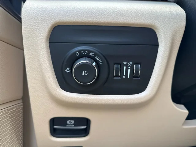 SEMINUEVOS JEEP Grand Cherokee at Matthews in Liberty Buick GMC