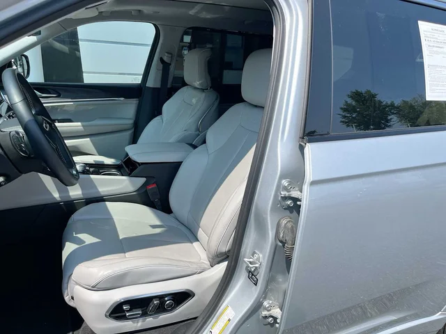 SEMINUEVOS JEEP Grand Cherokee L at Mount Airy in Mount Airy Chrysler Dodge Jeep Ram Fiat