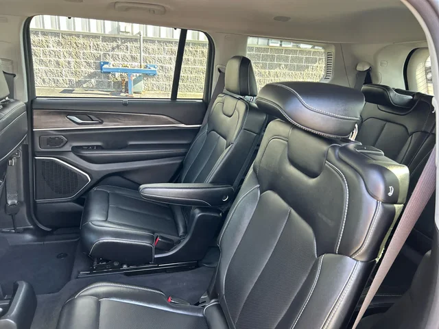 SEMINUEVOS JEEP Grand Cherokee L a Estados en autogozo