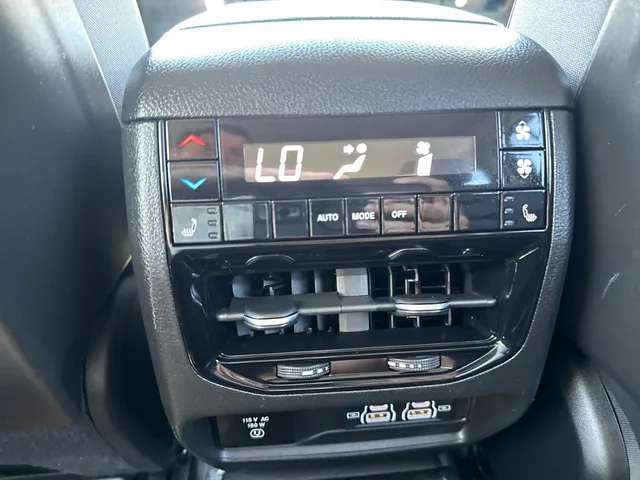 SEMINUEVOS JEEP Grand Cherokee L a Estados en autogozo