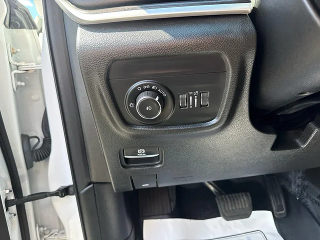 SEMINUEVOS JEEP Grand Cherokee L a Estados en autogozo