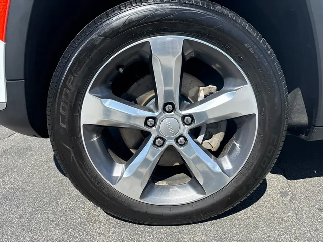 SEMINUEVOS JEEP Grand Cherokee L a Estados en autogozo