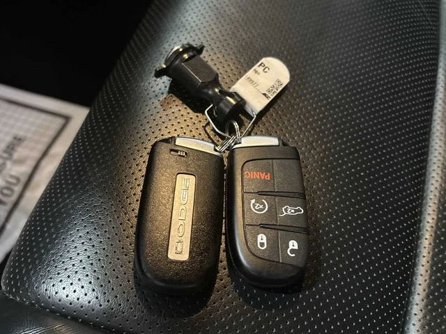 SEMINUEVOS DODGE Durango a Estados en autogozo