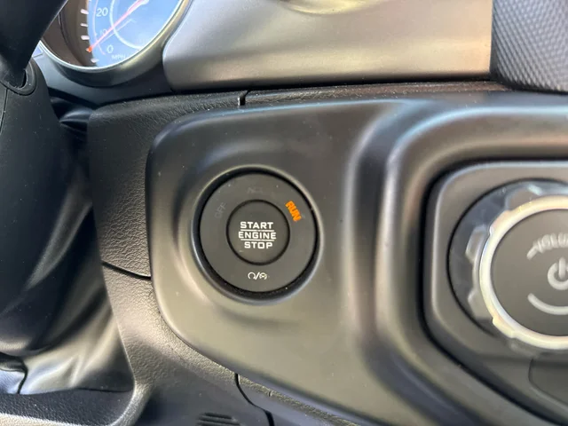 SEMINUEVOS JEEP Gladiator at Matthews in Liberty Buick GMC