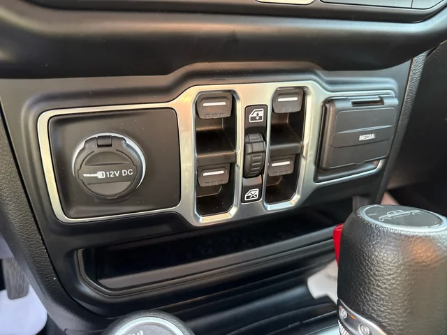 SEMINUEVOS JEEP Gladiator at Matthews in Liberty Buick GMC