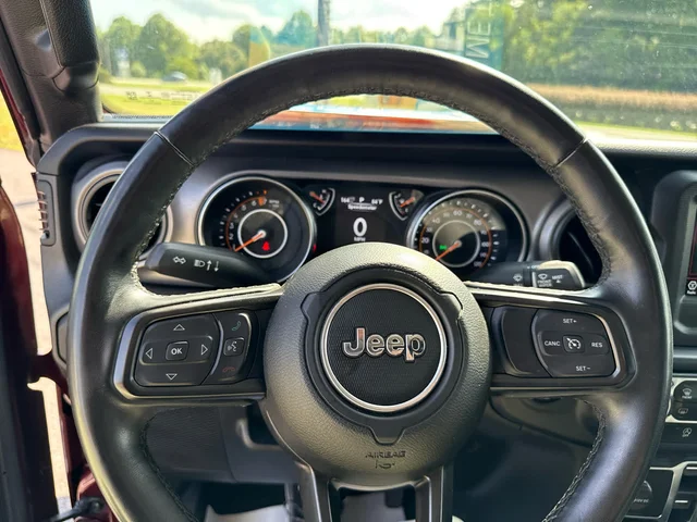 SEMINUEVOS JEEP Gladiator at Matthews in Liberty Buick GMC