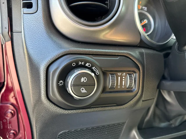SEMINUEVOS JEEP Gladiator at Matthews in Liberty Buick GMC