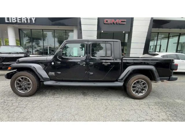 SEMINUEVOS JEEP Gladiator at Mt Airy in Mount Airy Toyota