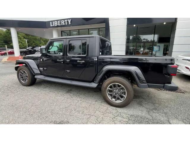 SEMINUEVOS JEEP Gladiator at Mt Airy in Mount Airy Toyota