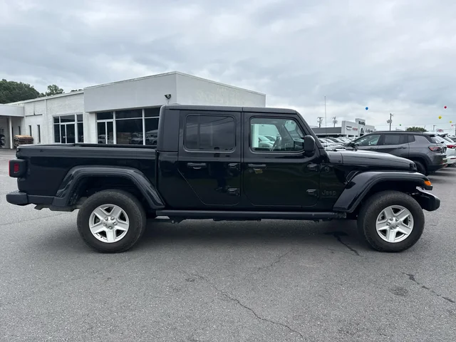 SEMINUEVOS JEEP Gladiator at Matthews in Liberty Buick GMC