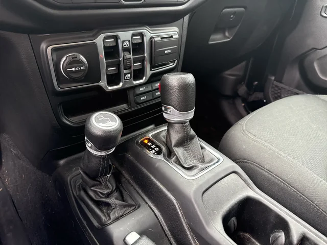 SEMINUEVOS JEEP Gladiator at Matthews in Liberty Buick GMC