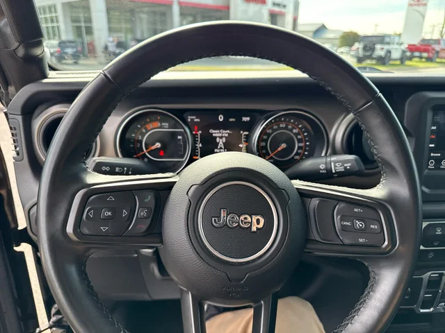 SEMINUEVOS JEEP Gladiator at Matthews in Liberty Buick GMC
