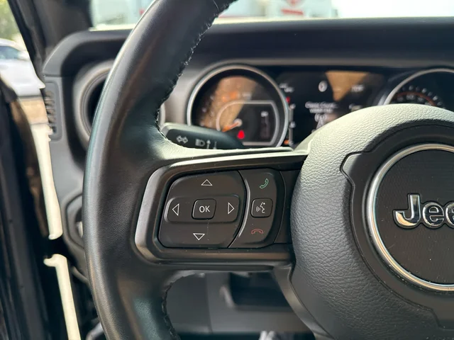 SEMINUEVOS JEEP Gladiator at Matthews in Liberty Buick GMC