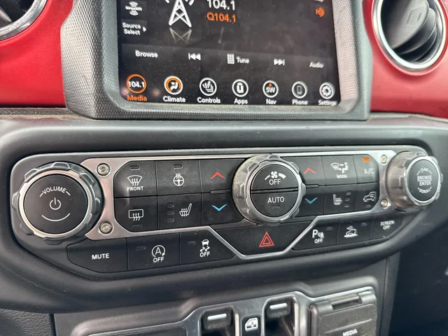 SEMINUEVOS JEEP Gladiator at Matthews in Liberty Buick GMC