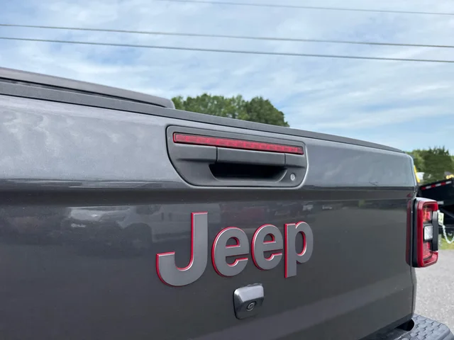 SEMINUEVOS JEEP Gladiator at Matthews in Liberty Buick GMC
