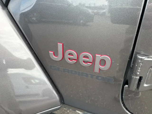 SEMINUEVOS JEEP Gladiator at Matthews in Liberty Buick GMC